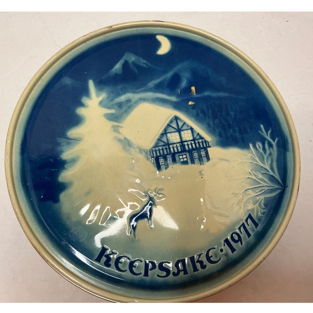 Keepsake Vintage 1977 Fruit Cake Tin Snowy Night First Edition Winter Scene Blue